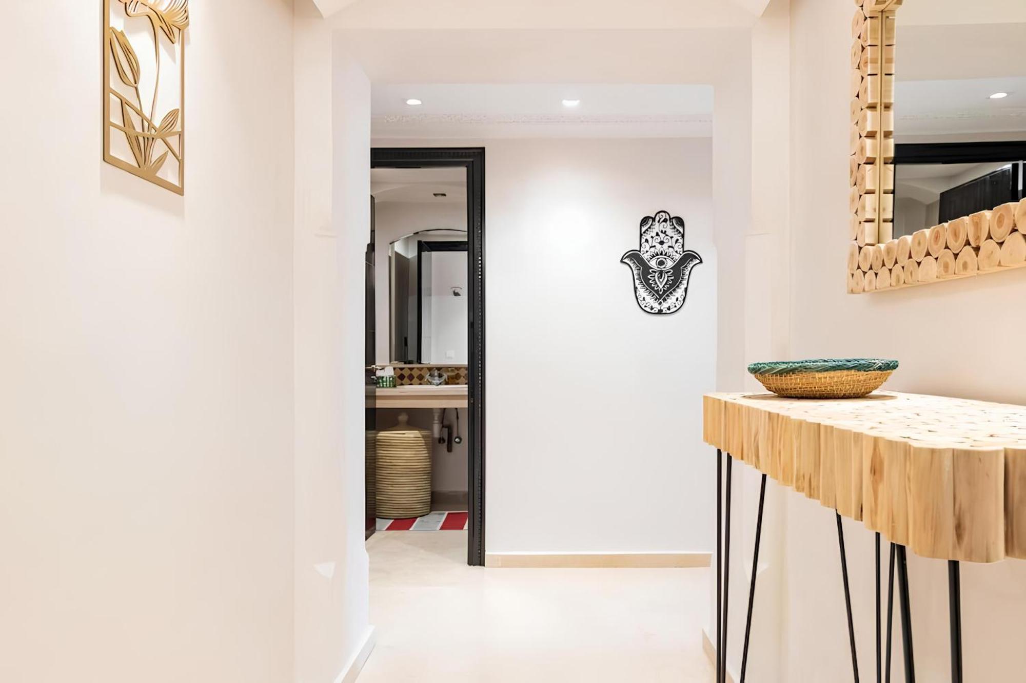 C-Appartement De Luxe Plein Centre De Gueliz Avec Piscine Parking Wifi Netflix Marrakesh Exterior photo