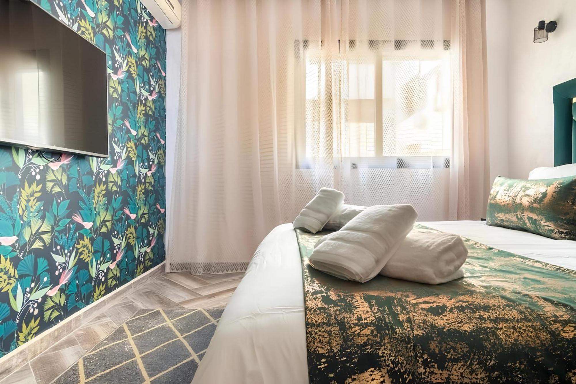 C-Appartement De Luxe Plein Centre De Gueliz Avec Piscine Parking Wifi Netflix Marrakesh Exterior photo